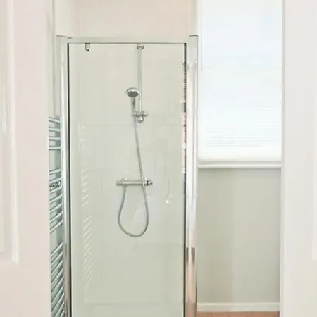 דירה Coach House In Clifton Village